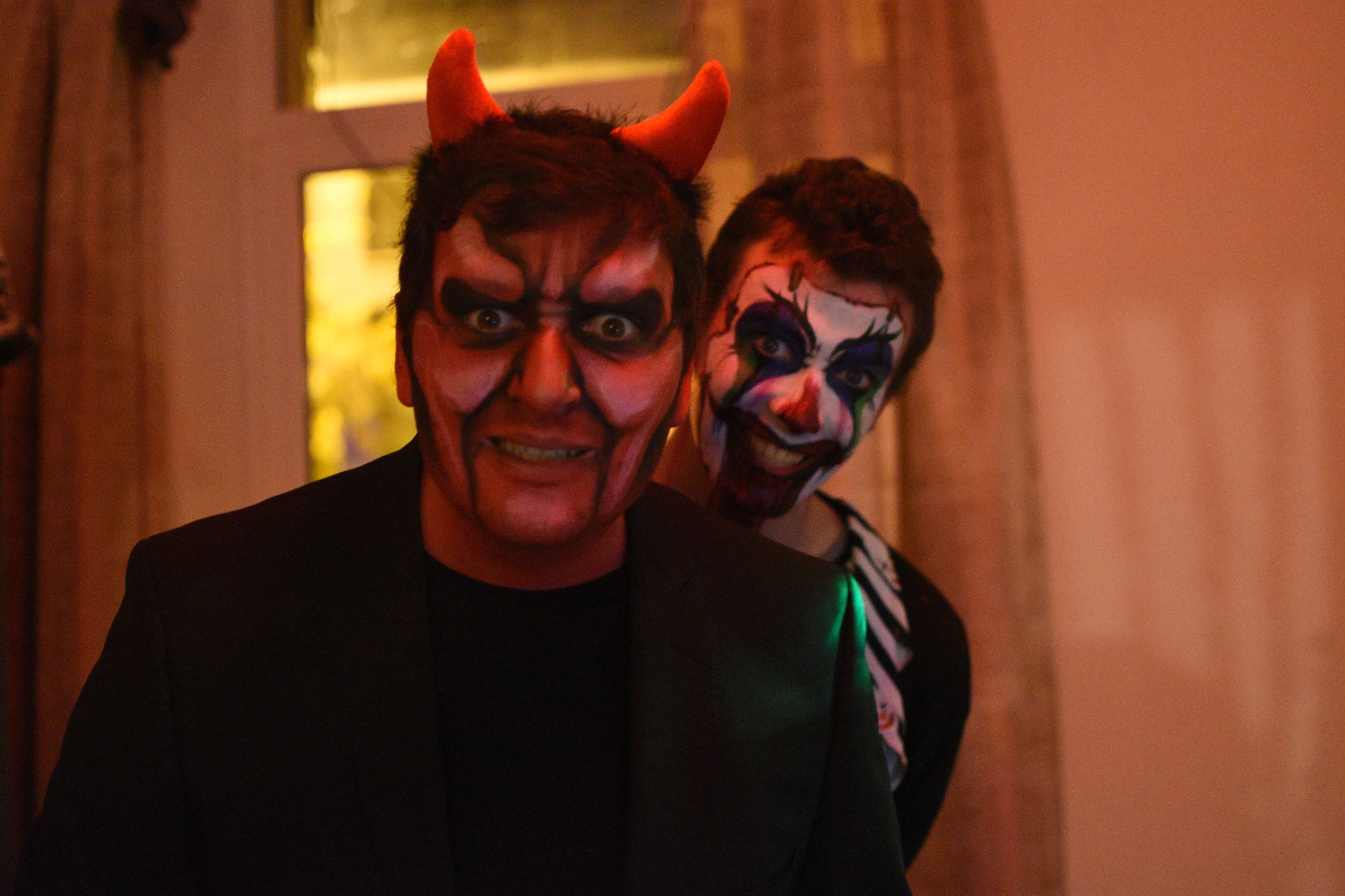 Maquillage - Grimage Adulte de diable et de clown tueur pour une soirée Halloween